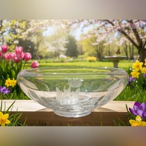 🌷Vintage European Heavy Crystal Etched Frosted Tulip Bowl 7" 💐1980s/90s